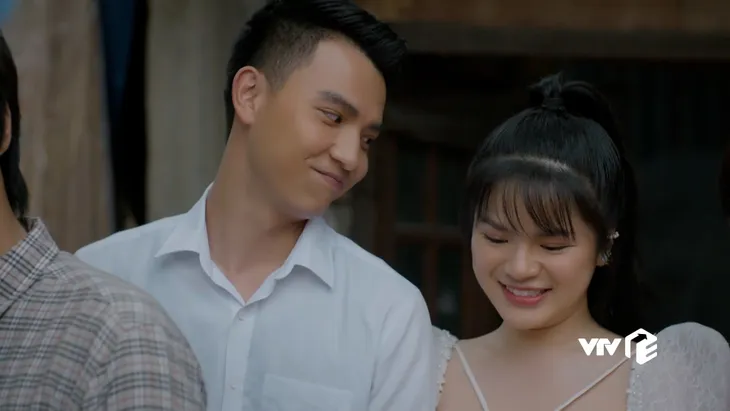 Cuộc đời vẫn đẹp sao - Tập 45: Đám cưới viên mãn, rộn ràng nơi xóm chợ nghèo - Ảnh 25. Cuộc đời vẫn đẹp sao - Tập 45: Đám cưới viên mãn, rộn ràng nơi xóm chợ nghèo - Ảnh 25.