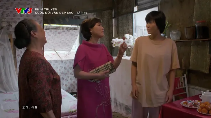 Cuộc đời vẫn đẹp sao - Tập 45: Đám cưới viên mãn, rộn ràng nơi xóm chợ nghèo - Ảnh 2. Cuộc đời vẫn đẹp sao - Tập 45: Đám cưới viên mãn, rộn ràng nơi xóm chợ nghèo - Ảnh 2.