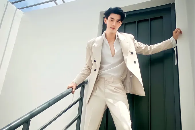 Nam thần 6 múi, hát hay khiến ca sĩ Mỹ Tâm khó giữ bình tĩnh - Ảnh 6. Nam thần 6 múi, hát hay khiến ca sĩ Mỹ Tâm khó giữ bình tĩnh - Ảnh 6.