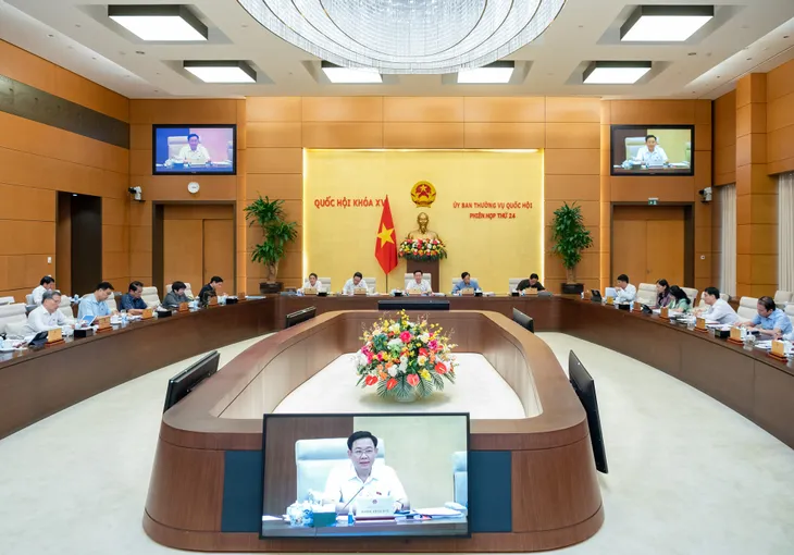 Quốc hội dự kiến tiến hành lấy phiếu tín nhiệm tại Kỳ họp thứ 6 - Ảnh 2. Quốc hội dự kiến tiến hành lấy phiếu tín nhiệm tại Kỳ họp thứ 6 - Ảnh 2.