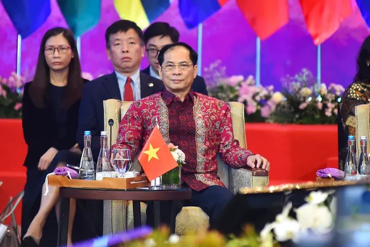 AMM-56: Phát huy vai trò và giá trị của Diễn đàn Khu vực ASEAN - Ảnh 2. AMM-56: Phát huy vai trò và giá trị của Diễn đàn Khu vực ASEAN - Ảnh 2.