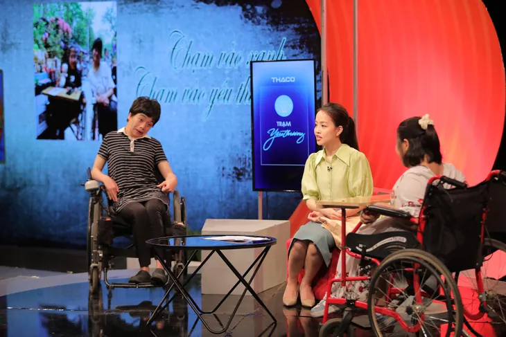 Trạm yêu thương: Cô gái bại não và hành trình lan tỏa yêu thương - Ảnh 3. Trạm yêu thương: Cô gái bại não và hành trình lan tỏa yêu thương - Ảnh 3.