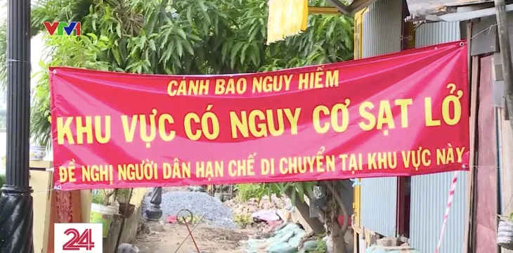 TP Hồ Chí Minh di dời khẩn người dân trong vùng sạt lở kênh Thanh Đa - Ảnh 1. TP Hồ Chí Minh di dời khẩn người dân trong vùng sạt lở kênh Thanh Đa - Ảnh 1.