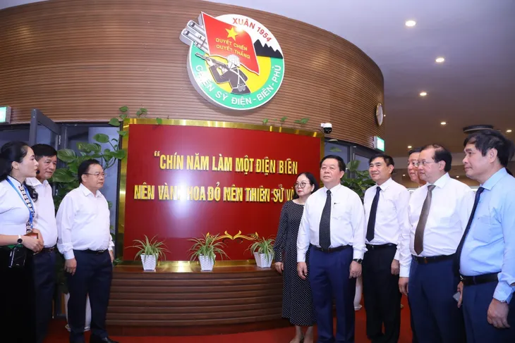 Sớm hoàn thiện đề cương chi tiết kỷ niệm 70 năm Chiến thắng Điện Biên Phủ - Ảnh 3. Sớm hoàn thiện đề cương chi tiết kỷ niệm 70 năm Chiến thắng Điện Biên Phủ - Ảnh 3.