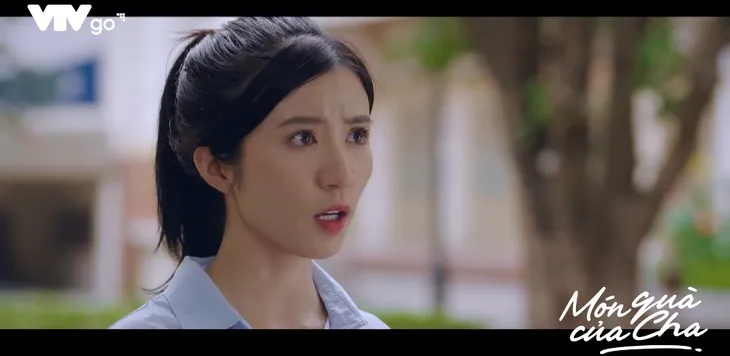 Món quà của cha - Tập 1: Bạn học nhắc về mẹ, Thảo (Ngọc Huyền) lập tức sửng cồ - Ảnh 5. Món quà của cha - Tập 1: Bạn học nhắc về mẹ, Thảo (Ngọc Huyền) lập tức sửng cồ - Ảnh 5.
