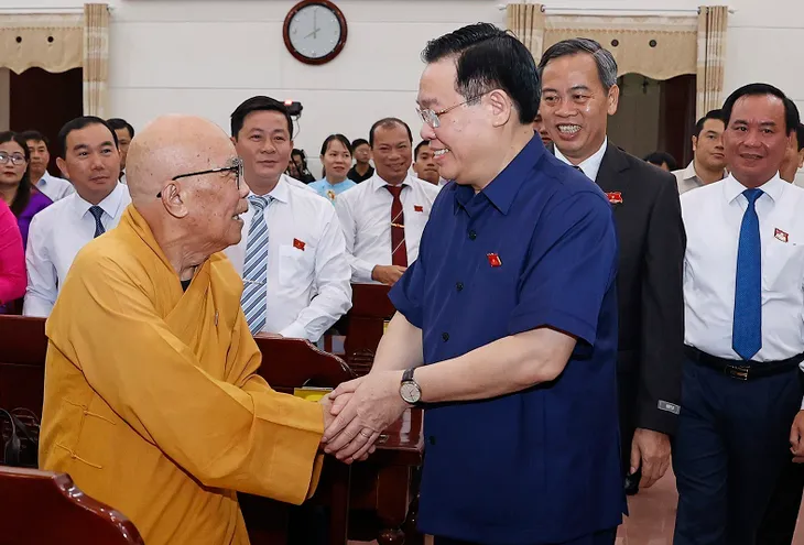 Chủ tịch Quốc hội dự khai mạc Kỳ họp thứ 18 Hội đồng nhân dân tỉnh Quảng Trị - Ảnh 1. Chủ tịch Quốc hội dự khai mạc Kỳ họp thứ 18 Hội đồng nhân dân tỉnh Quảng Trị - Ảnh 1.