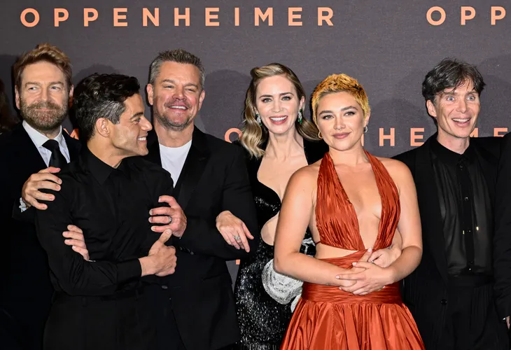 Warner Bros dự định hoãn ra mắt phim giữa cuộc đình công Hollywood - Ảnh 1. Warner Bros dự định hoãn ra mắt phim giữa cuộc đình công Hollywood - Ảnh 1.