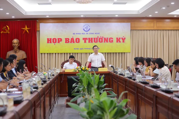 Bộ KH&CN đang hoàn thiện trình Chính phủ hồ sơ lập đề nghị xây dựng 2 Luật - Ảnh 2. Bộ KH&CN đang hoàn thiện trình Chính phủ hồ sơ lập đề nghị xây dựng 2 Luật - Ảnh 2.