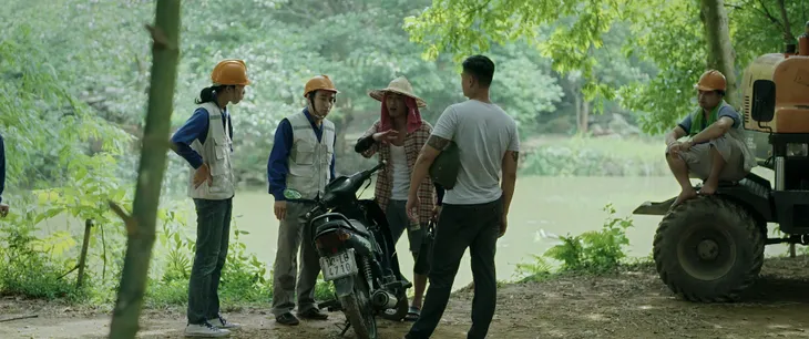 Làng trong phố: “Vợ chồng” Duy Hưng - Trần Vân chồng chất vất vả, Doãn Quốc Đam gặp biến cố lớn - Ảnh 2. Làng trong phố: “Vợ chồng” Duy Hưng - Trần Vân chồng chất vất vả, Doãn Quốc Đam gặp biến cố lớn - Ảnh 2.