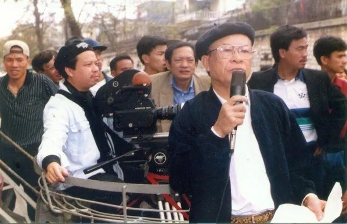 NSND Bùi Đình Hạc - Đạo diễn Hà Nội 12 ngày đêm qua đời - Ảnh 1. NSND Bùi Đình Hạc - Đạo diễn Hà Nội 12 ngày đêm qua đời - Ảnh 1.