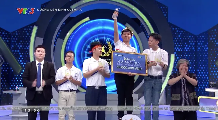 Đường lên đỉnh Olympia: Nam sinh Thanh Hóa bật khóc giây phút giành được cầu truyền hình chung kết năm - Ảnh 11. Đường lên đỉnh Olympia: Nam sinh Thanh Hóa bật khóc giây phút giành được cầu truyền hình chung kết năm - Ảnh 11.