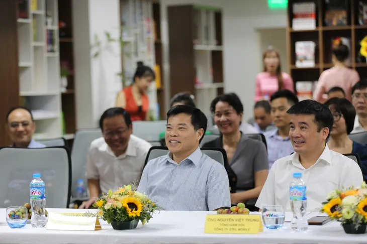 Ra mắt Tủ sách trực tuyến của Đài THVN: Thêm nhiều hoạt động ý nghĩa lan tỏa văn hóa đọc trong cộng đồng - Ảnh 2. Ra mắt Tủ sách trực tuyến của Đài THVN: Thêm nhiều hoạt động ý nghĩa lan tỏa văn hóa đọc trong cộng đồng - Ảnh 2.