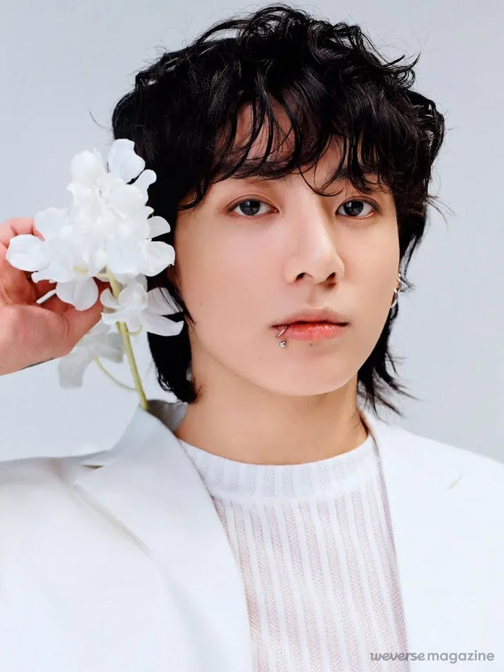 Jungkook (BTS) áp lực khi ra mắt solo - Ảnh 1. Jungkook (BTS) áp lực khi ra mắt solo - Ảnh 1.