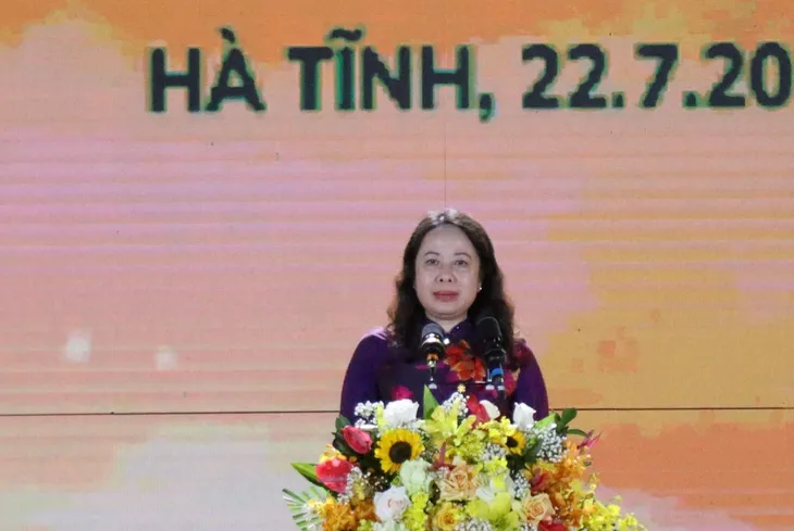 Phó Chủ tịch nước dự Chương trình nghệ thuật “Cõi thiêng Đồng Lộc - nối mạch ngàn năm” - Ảnh 1.