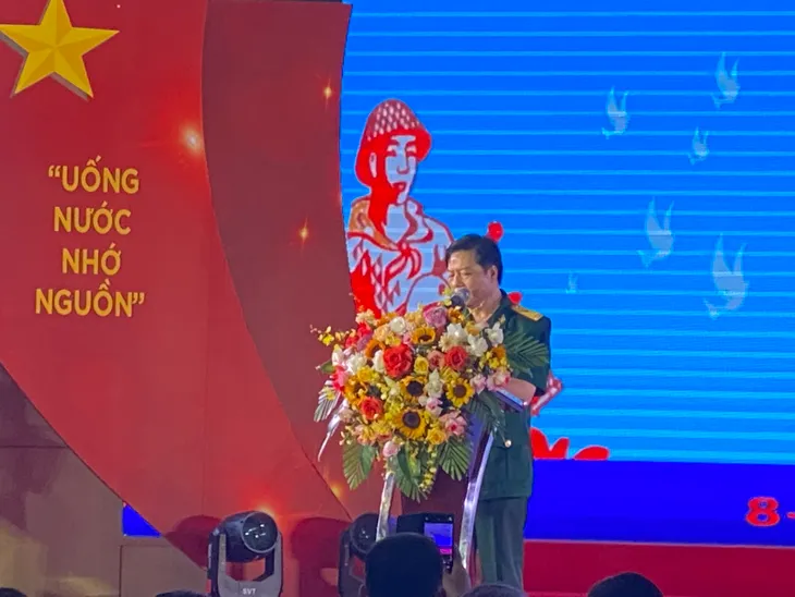 Tôn vinh người có công - xoa dịu nỗi đau da cam - Ảnh 3. Tôn vinh người có công - xoa dịu nỗi đau da cam - Ảnh 3.