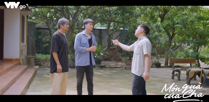 Món quà của cha - Tập 4: Hiếu (Duy Khánh) vừa mua xe đã gây tai nạn - Ảnh 6. Món quà của cha - Tập 4: Hiếu (Duy Khánh) vừa mua xe đã gây tai nạn - Ảnh 6.