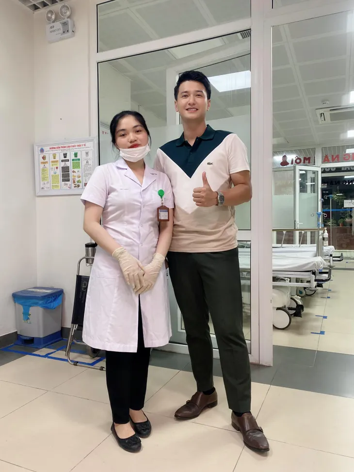 Phim mới VFC: Cá đông lạnh Bảo Anh có thêm Mù tạt Huyền Trang - Ảnh 4. Phim mới VFC: Cá đông lạnh Bảo Anh có thêm Mù tạt Huyền Trang - Ảnh 4.
