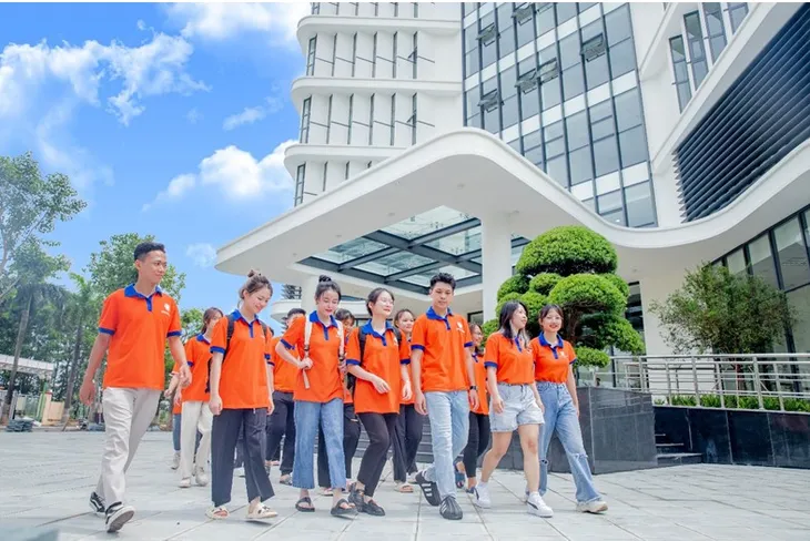 ĐH Đại Nam rút ngắn thời gian đào tạo, sinh viên được hưởng lợi gì? - Ảnh 4. ĐH Đại Nam rút ngắn thời gian đào tạo, sinh viên được hưởng lợi gì? - Ảnh 4.