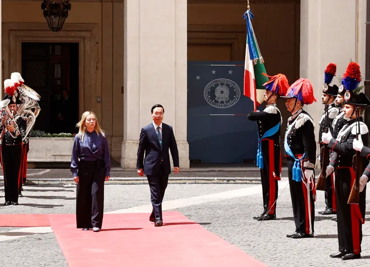Chủ tịch nước Võ Văn Thưởng gặp Thủ tướng Italy Giorgia Meloni - Ảnh 1. Chủ tịch nước Võ Văn Thưởng gặp Thủ tướng Italy Giorgia Meloni - Ảnh 1.