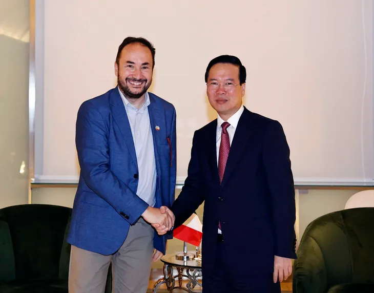 Chủ tịch nước Võ Văn Thưởng tiếp lãnh đạo các chính đảng tại Italy - Ảnh 2. Chủ tịch nước Võ Văn Thưởng tiếp lãnh đạo các chính đảng tại Italy - Ảnh 2.