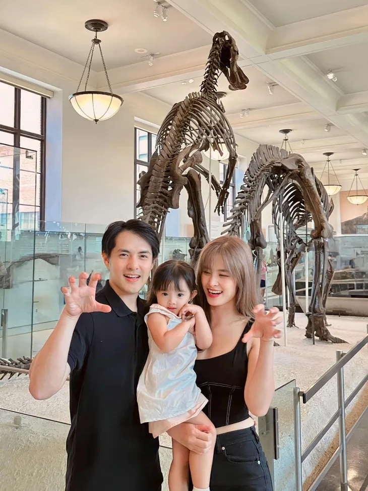 Sao Việt sẵn sàng đu concert BLACKPINK, Vũ Ngọc Anh diện bodysuit nhảy sung ở tiệc cưới - Ảnh 5. Sao Việt sẵn sàng đu concert BLACKPINK, Vũ Ngọc Anh diện bodysuit nhảy sung ở tiệc cưới - Ảnh 5.