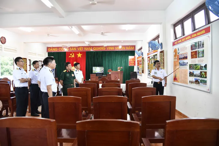 Hội thi thư viện, phòng đọc, phòng Hồ Chí Minh trong Quân chủng hải quân 2023 - Ảnh 2. Hội thi thư viện, phòng đọc, phòng Hồ Chí Minh trong Quân chủng hải quân 2023 - Ảnh 2.