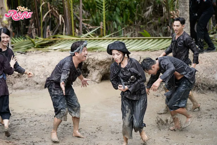 Hành trình rực rỡ: Isaac xin đổi vai vì áp lực, Huỳnh Lập đối đầu Dương Lâm và cái kết tơi tả - Ảnh 3. Hành trình rực rỡ: Isaac xin đổi vai vì áp lực, Huỳnh Lập đối đầu Dương Lâm và cái kết tơi tả - Ảnh 3.