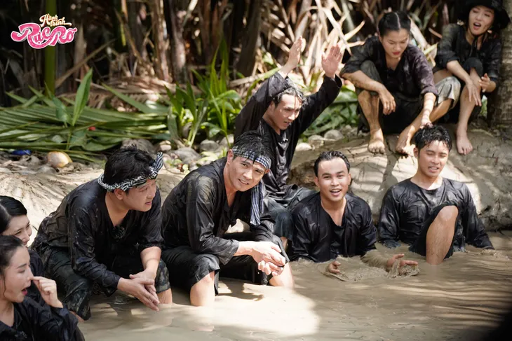Hành trình rực rỡ: Isaac xin đổi vai vì áp lực, Huỳnh Lập đối đầu Dương Lâm và cái kết tơi tả - Ảnh 4. Hành trình rực rỡ: Isaac xin đổi vai vì áp lực, Huỳnh Lập đối đầu Dương Lâm và cái kết tơi tả - Ảnh 4.