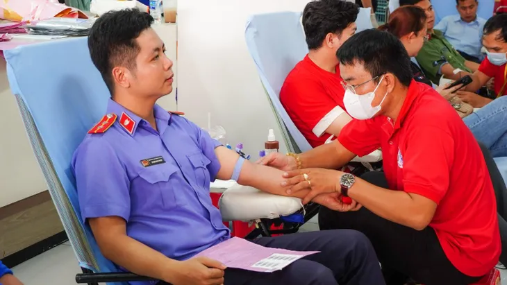 Hành trình Đỏ và chặng đường hơn một thập kỷ kết nối dòng máu Việt - Ảnh 7. Hành trình Đỏ và chặng đường hơn một thập kỷ kết nối dòng máu Việt - Ảnh 7.