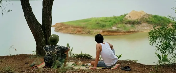 Làng trong phố - Tập 1: Mất ao cá, Mến - Hiếu đau đầu tìm kế sinh nhai - Ảnh 10. Làng trong phố - Tập 1: Mất ao cá, Mến - Hiếu đau đầu tìm kế sinh nhai - Ảnh 10.