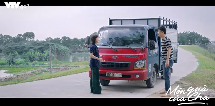 Món quà của cha - Tập 7: Ninh nghĩ ra chiêu độc giải đen cho Hiếu - Ảnh 3.