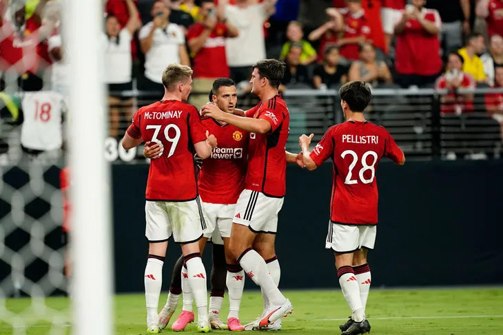 Manchester United thua trận thứ 3 liên tiếp - Ảnh 1. Manchester United thua trận thứ 3 liên tiếp - Ảnh 1.