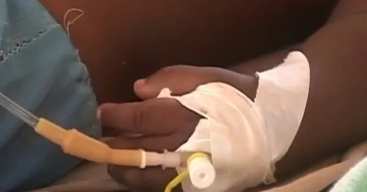 Vaccine chống sốt rét giúp giảm tỷ lệ tử vong - Ảnh 1. Vaccine chống sốt rét giúp giảm tỷ lệ tử vong - Ảnh 1.