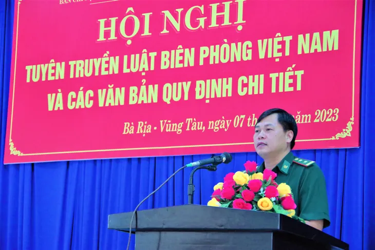 Bà Rịa - Vũng Tàu: Tuyên truyền Luật Biên phòng Việt Nam cho cán bộ, nhân dân - Ảnh 1. Bà Rịa - Vũng Tàu: Tuyên truyền Luật Biên phòng Việt Nam cho cán bộ, nhân dân - Ảnh 1.