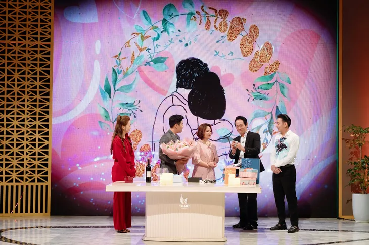 Chuyện gia đình NSƯT Hoàng Hải: 4 lần mang bầu, 2 lần vượt cạn một mình - Ảnh 4. Chuyện gia đình NSƯT Hoàng Hải: 4 lần mang bầu, 2 lần vượt cạn một mình - Ảnh 4.