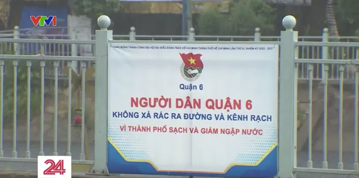 TP. Hồ Chí Minh: Tuyến kênh được chi hơn 5.000 tỷ đồng cải tạo lại bị ô nhiễm - Ảnh 2. TP. Hồ Chí Minh: Tuyến kênh được chi hơn 5.000 tỷ đồng cải tạo lại bị ô nhiễm - Ảnh 2.