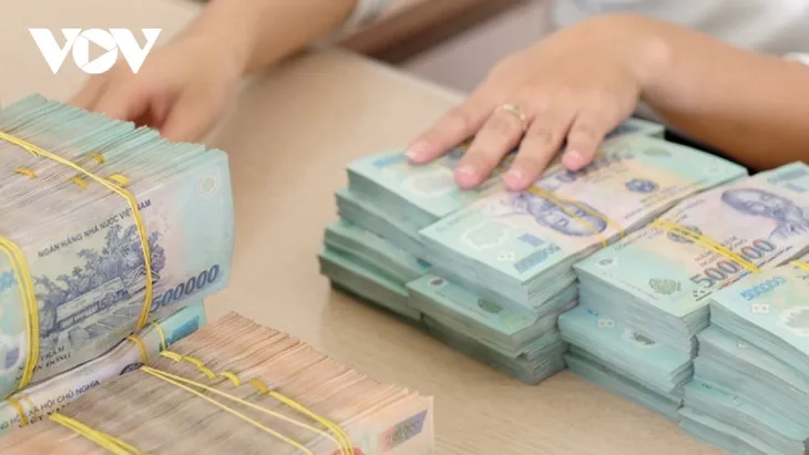 6 tháng đầu năm 2023, lãi suất giảm, tỷ giá ổn định, lạm phát hạ nhiệt - Ảnh 1. 6 tháng đầu năm 2023, lãi suất giảm, tỷ giá ổn định, lạm phát hạ nhiệt - Ảnh 1.