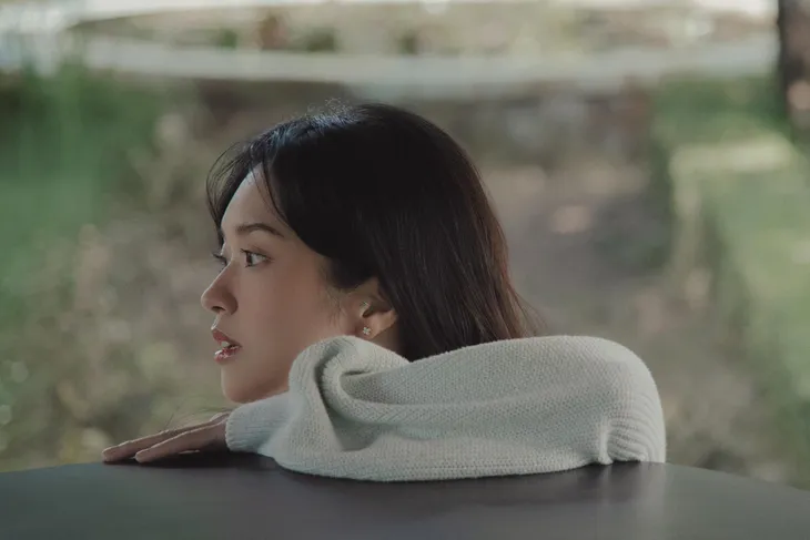 Suni Hạ Linh phát hành MV mới Sự mập mờ - Ảnh 1. Suni Hạ Linh phát hành MV mới Sự mập mờ - Ảnh 1.