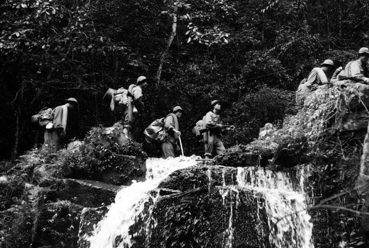 55 năm Chiến thắng Đường 9 - Khe Sanh: Bước tiến vượt bậc của nghệ thuật quân sự Việt Nam - Ảnh 24. 55 năm Chiến thắng Đường 9 - Khe Sanh: Bước tiến vượt bậc của nghệ thuật quân sự Việt Nam - Ảnh 24.