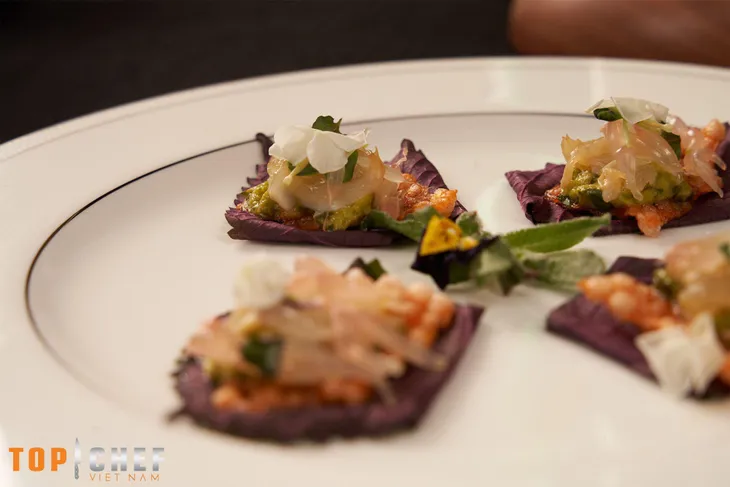 Top Chef - Tập 8: Tôn vinh tôm hùm Việt Nam trên bàn tiệc thế giới - Ảnh 3. Top Chef - Tập 8: Tôn vinh tôm hùm Việt Nam trên bàn tiệc thế giới - Ảnh 3.