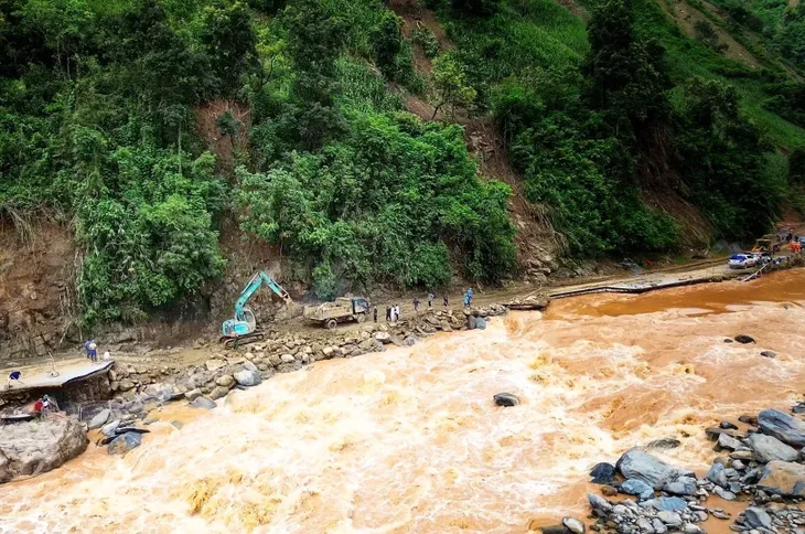 Huyện Mù Cang Chải, Yên Bái có điện trở lại - Ảnh 2. Huyện Mù Cang Chải, Yên Bái có điện trở lại - Ảnh 2.
