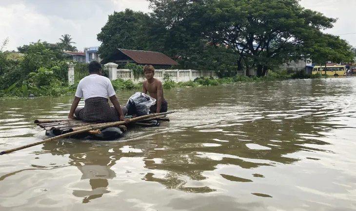 Lũ lụt nghiêm trọng tại Myanmar khiến 5 người tử vong, hàng chục nghìn người phải di dời - Ảnh 9. Lũ lụt nghiêm trọng tại Myanmar khiến 5 người tử vong, hàng chục nghìn người phải di dời - Ảnh 9.