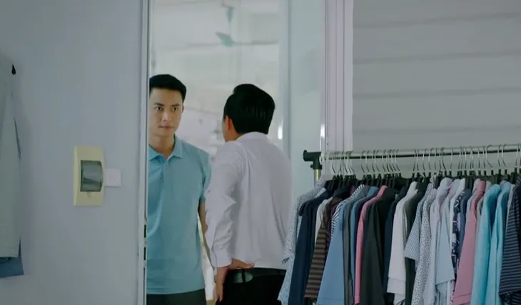 Làng trong phố - Tập 10: Hoài bị cưỡng hiếp ngay tại nơi làm việc - Ảnh 10. Làng trong phố - Tập 10: Hoài bị cưỡng hiếp ngay tại nơi làm việc - Ảnh 10.