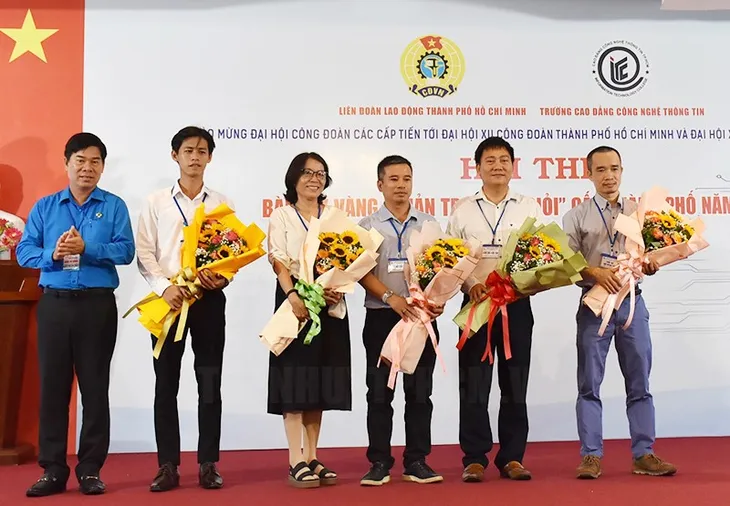 Gần 300 thí sinh tranh tài tại Hội thi “Bàn tay vàng Quản trị mạng giỏi” - Ảnh 1. Gần 300 thí sinh tranh tài tại Hội thi “Bàn tay vàng Quản trị mạng giỏi” - Ảnh 1.
