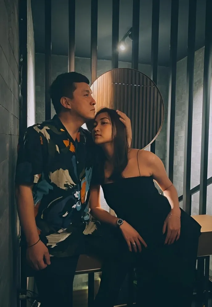 Việt Anh lên tiếng việc chu cấp cho con sau ly hôn, Lam Trường tình tứ bên vợ trẻ - Ảnh 2. Việt Anh lên tiếng việc chu cấp cho con sau ly hôn, Lam Trường tình tứ bên vợ trẻ - Ảnh 2.