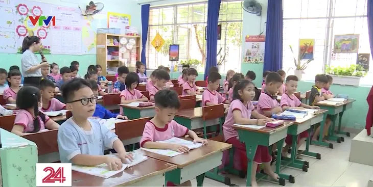 TP Hồ Chí Minh: Khẩn trương hoàn thành phân tuyến tuyển sinh đầu cấp - Ảnh 2. TP Hồ Chí Minh: Khẩn trương hoàn thành phân tuyến tuyển sinh đầu cấp - Ảnh 2.