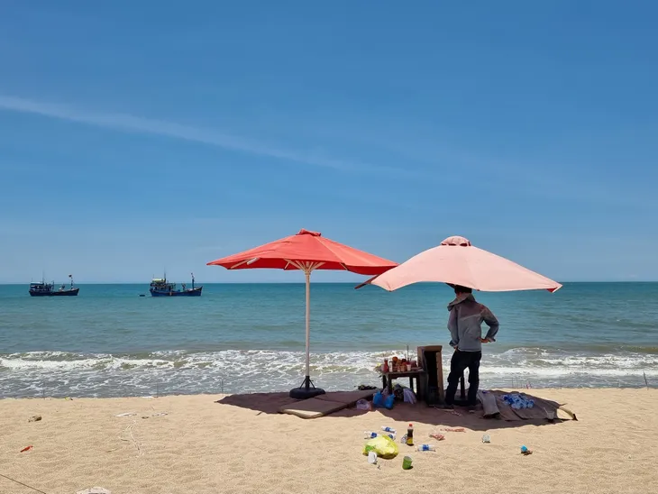 Ninh Thuận: Tìm kiếm nam thanh niên mất tích khi tắm biển - Ảnh 1. Ninh Thuận: Tìm kiếm nam thanh niên mất tích khi tắm biển - Ảnh 1.