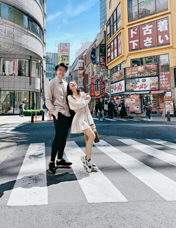 Chi Pu tuyên bố còn độc thân, NS Chí Trung khoe BST gốm cổ - Ảnh 5. Chi Pu tuyên bố còn độc thân, NS Chí Trung khoe BST gốm cổ - Ảnh 5.