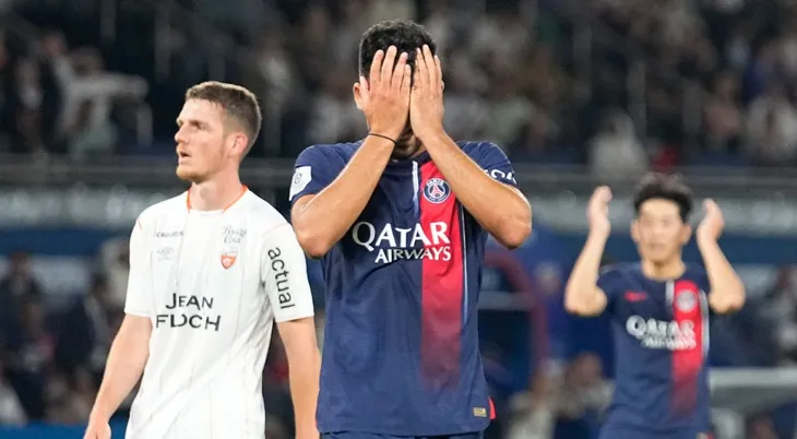 Vắng Mbappe, Paris Saint Germain bị cầm hòa tại vòng 1 Ligue 1 - Ảnh 3. Vắng Mbappe, Paris Saint Germain bị cầm hòa tại vòng 1 Ligue 1 - Ảnh 3.