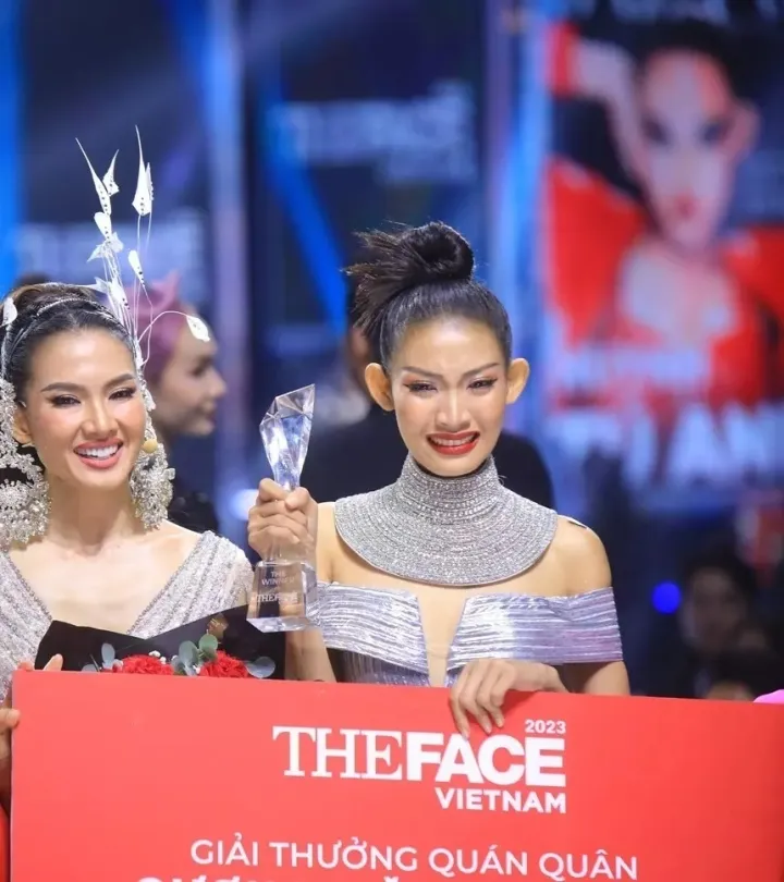 The Face 2023 tìm ra quán quân, MC Đan Lê qua ống kính của ông xã Khải Anh - Ảnh 1. The Face 2023 tìm ra quán quân, MC Đan Lê qua ống kính của ông xã Khải Anh - Ảnh 1.